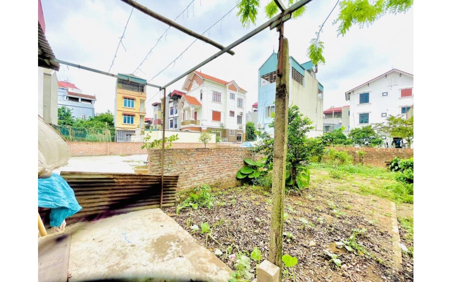 Bán nhà Yên Hoà giá 2.85 tỷ, diện tích 48m2, Đất, mặt tiền 4m
